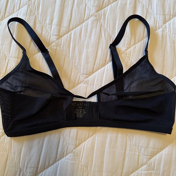 Sieve Cutout Bra in Dark Navy - Picture 1 of 6
